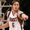Bucks extend Bogut's contract